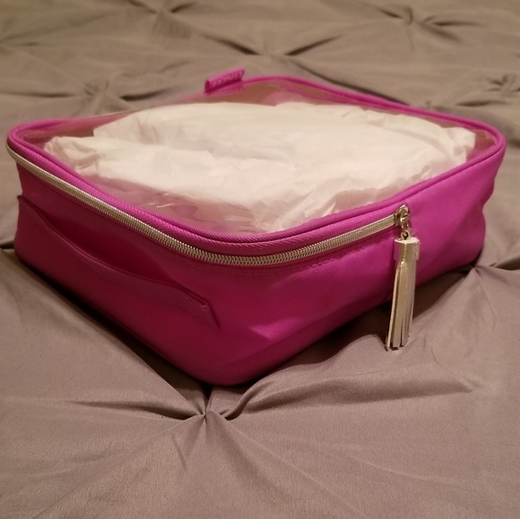 Bundle of Makeup Bags - Picture 7 of 8